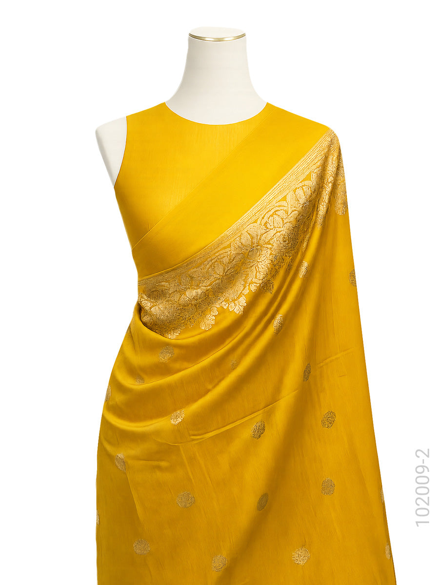 Soft Silk Zari Work Designer Banarasi Saree